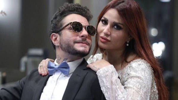 جديد الحرب.. طليقة الفيشاوي ترفض اعتذار داعية مصري شهير