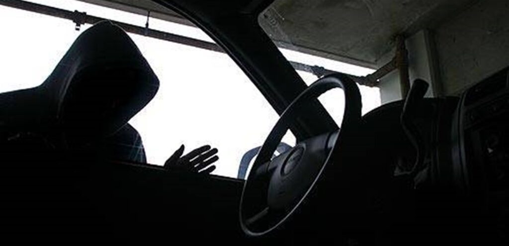 حاولا سرقة سيارة عضو المجلس البلدي لمدينة صيدا.. وهذا ما حصل!