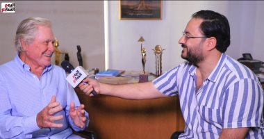حسين فهمى: محدش هيدخل مهرجان القاهرة إلا ببصمة وجه وباركود.. فيديو