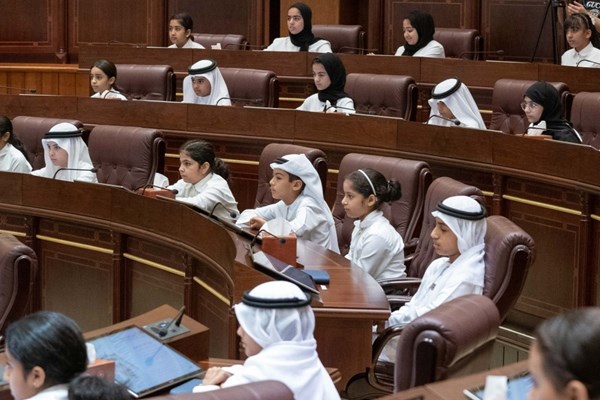 «ربع قرن» تفتح باب الترشح لعضوية شورى أطفال وشباب الشارقة