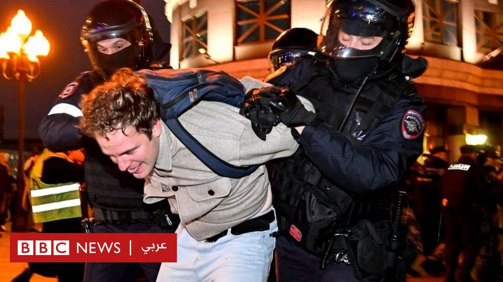 روسيا وأكرانيا: رجال روس يشرحون كيف يتهربون من الاستدعاء للتجنيد