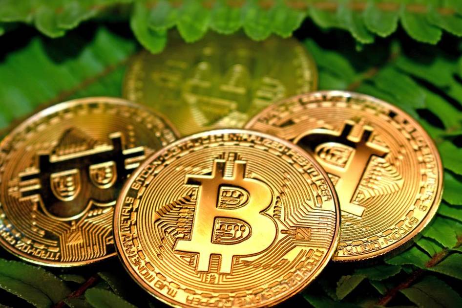سجن عصابة آسيوية سرقت 1.7 مليون درهم