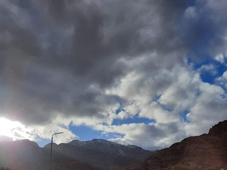 سحب ورياح وأمطار.. تحذيرات عاجلة من الأرصاد بشأن طقس الأيام