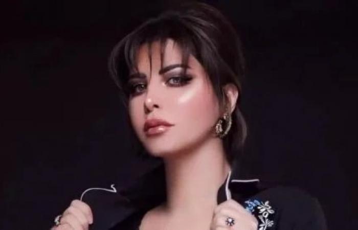 شاهد .. شمس الكويتية تكسر كل الحواجز وتظهر كل مناطق جسدها باللانجري الشفاف والمثير الذي كشف كل شيء للعلن بجرأة شديدة !! (شوف دلوقتي)