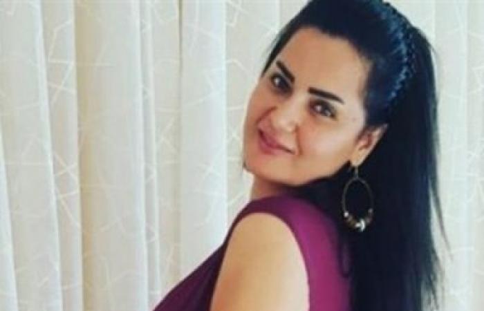 شاهد لايف سما المصري وهي سكرانه وبترقص رقص ساخن ومتابع: كسحت صافيناز وفيفي عبده