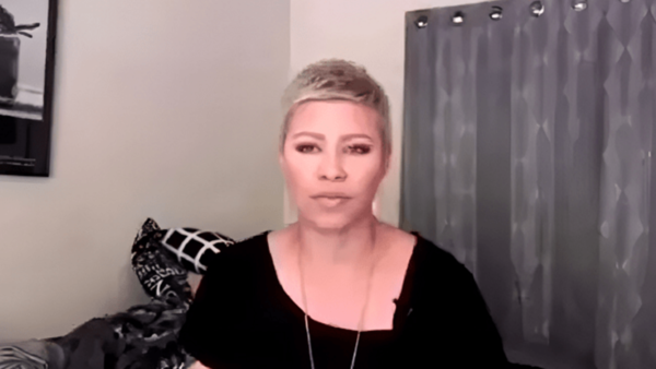 شبيهة شيرين تصدم محبيها.. وصور لشقيقة نيمار توضح اللغط!