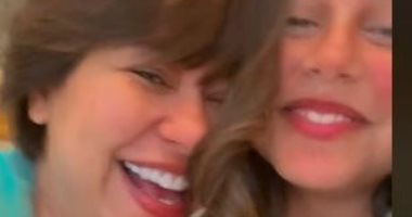 شيرين عبد الوهاب مع ابنتها على أنغام الديفا والجمهور: ابتدت تفوق