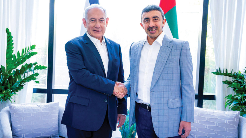 عبدالله بن زايد يلتقي نتنياهو