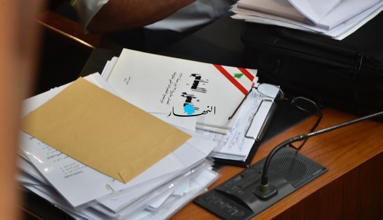 على وقع جنون الدولار وصرخة الشارع... موازنة من دون توازن وأحزاب السلطة تعارض نفسها