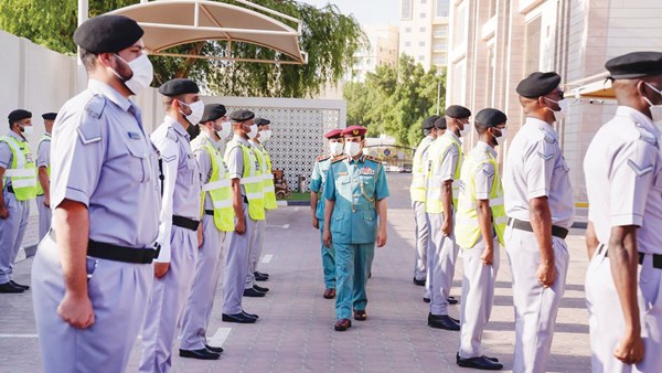 قائد شرطة عجمان يشيد بتميز «مركز النعيمية»