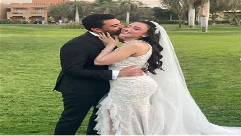 كرارة وساندي وميرهان.. نجوم الفن في حفل زفاف إسلام جمال (صور