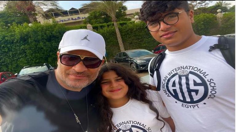 كيف احتفل ماجد المصري بعودة آدم وداليدا للدراسة ؟