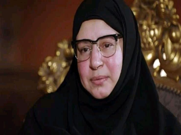 "متكلمتش خالص" ناقد فني يكشف كواليس آخر ظهور للفنانة عبلة كا
