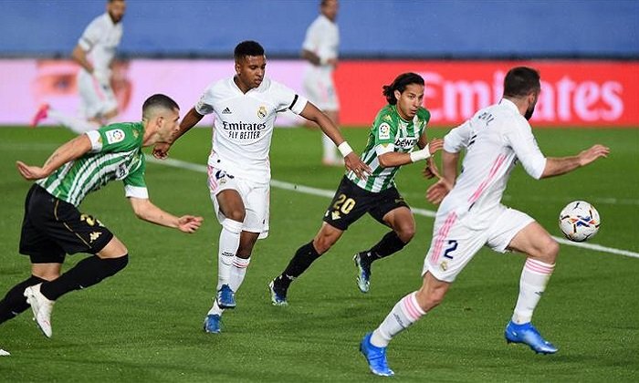 مشاهدة مباراة ريال مدريد وريال بيتيس بث مباشر في الدوري الإسباني اليوم