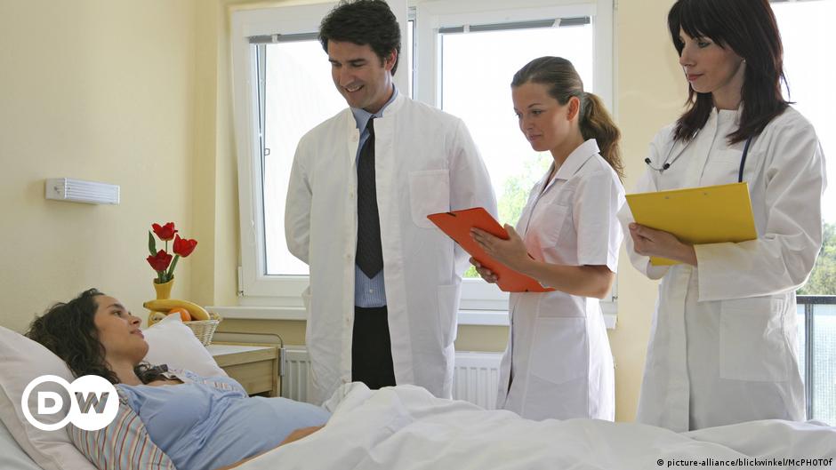من أجل ضمان عدم التشخيص الخاطئ لدى الطبيب اتبع هذه الخطوات | صحة | معلومات لا بد منها لصحة أفضل | DW