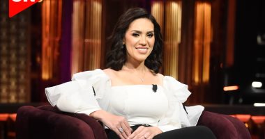 مى فاروق: عمار الشريعى قال لى "هتبقى حاجة".. ومنى زكى: قال لى "اوعى تغنى"