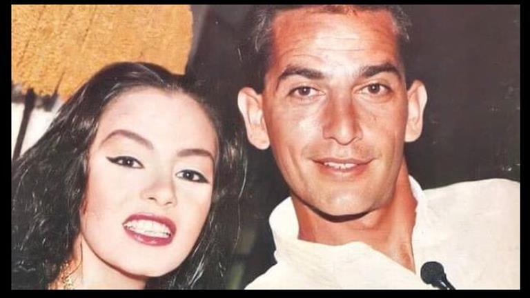 هشام سليم يدفع مصاريف الحج لفنانة شهيرة.. وهذا ما فعلته شريه