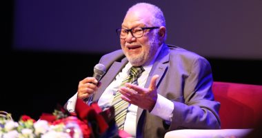 يحيى الفخرانى يوجه رسالة إلى صلاح السعدنى: وحشتنى.. يلا نشتغل سوا