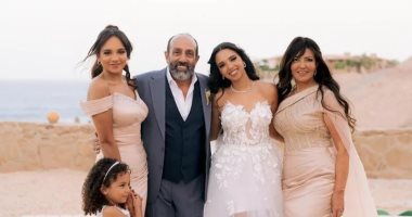 أحمد صيام مع بناته وزوجته: "لما دى تبقى أسرتك يبقى ربنا كارمك قوى"