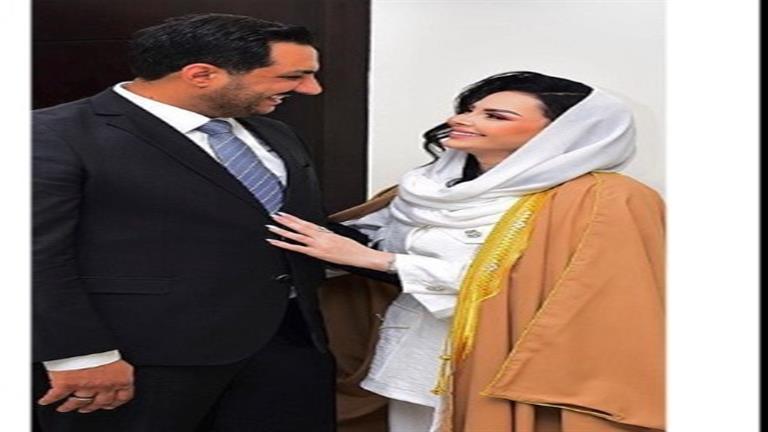 أمل حجازي بحجاب أنيق ولاميتا فرنجية بإطلالة جريئة.. 10 لقطات