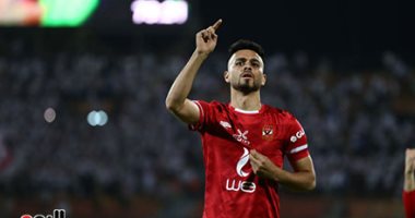الأهلي يسعى لحسم عروض رحيل صلاح محسن فى الصيف