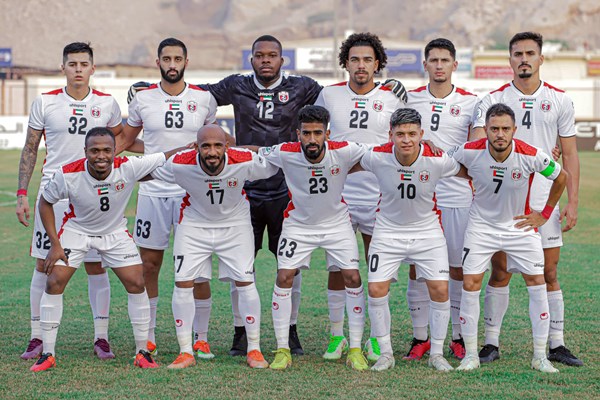 الجزيرة الحمراء يستعيد توازنه في «الأولى» بـ «رباعية»