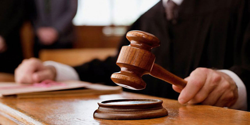 الرئيس الأول يقاطع دعوة وزير العدل لاجتماع مجلس القضاء