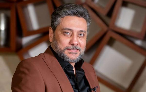بأول رد فعل على تصريحات لوسي: تامر فرج يعلن انسحابه من بطولة مسرحية "الحفيد"