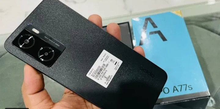 ظهر هاتف Oppo A77s 5G حيث يلاتي باللون الاسود