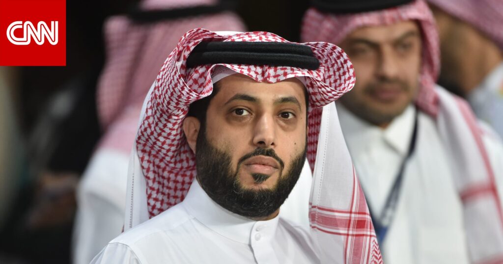 تركي آل الشيخ ينشر قصيدة عن أمير قطر.. وهكذا جاءت التعليقات