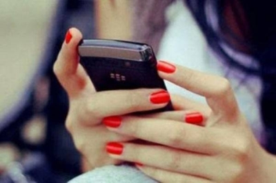 تفاصيل الحكم بالسجن 5 سنوات لشخص تحرش بامرأة متزوجة عبر الواتساب في الأحساء