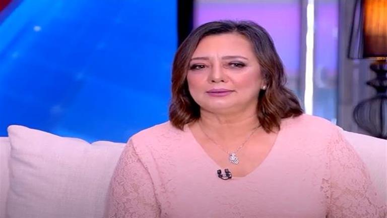 "رقصة المناخير وإفيه شهير". .ماذا قالت عزة بهاء عن الزعيم و"