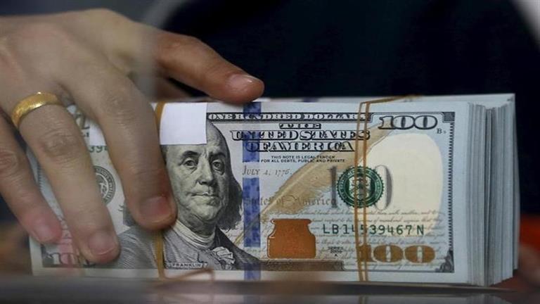 بينها الأهلي ومصر.. سعر الدولار يتراجع لأقل من 24 جنيها في 3 بنوك