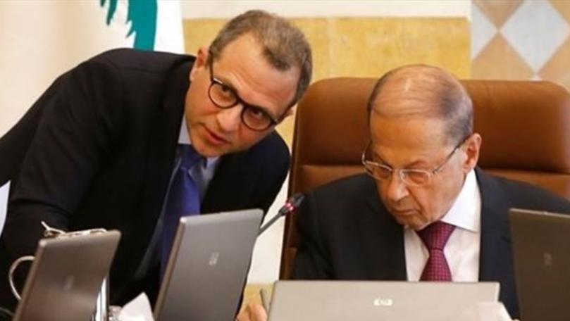 عون وباسيل "يعومان" على الترسيم