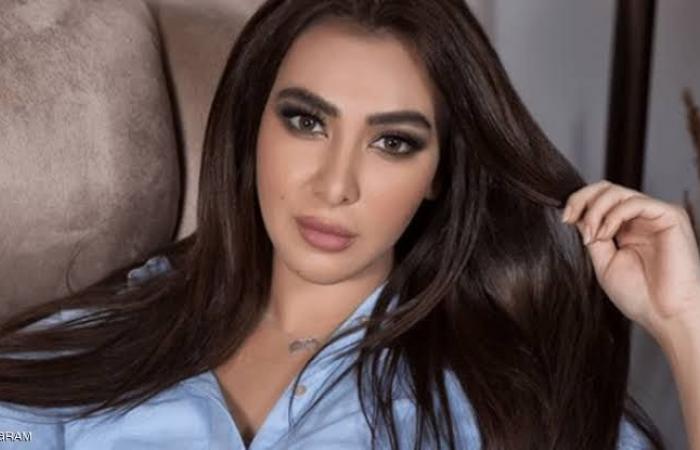 ميرهان حسين … تتألق بفستان مثير عاري الصدر فى اخر جلسة تصوير .. شاهد الان