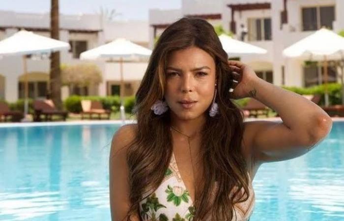 ناهد السباعي… بالمايوه داخل البحر .. والمتابعين خلاص الجو برد .. شاهد الان