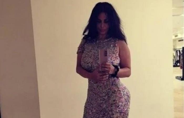 ندى الكامل طليقة أحمد الفيشاوي تظهر بشكل فاضح داخل ملهى ليلى وترقص بكأس خمر .. اتفرج