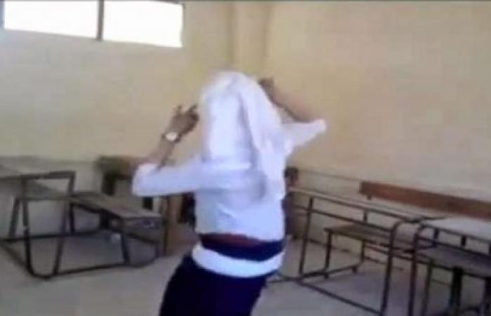 نميمة الفن: وصلة رقص مثيرة لطالبات مصريات فى الفصل يحقق 10 ملايين مشاهدة ومتابع :مسحت صافيناز ..اتفرج