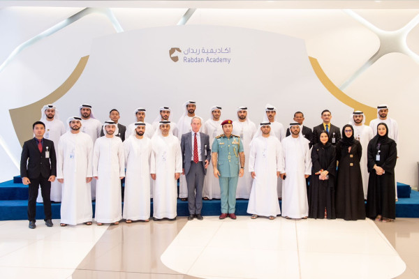 وكالة أنباء الإمارات - اللواء الريسي يزور أكاديمية ربدان ويشيد بالاحترافية والمستوى المتقدم الذي وصلت إليه