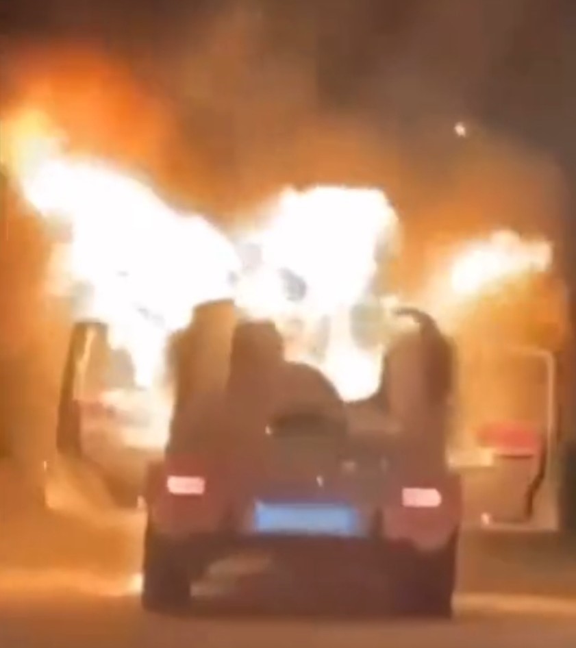 بعد فيديو إطلاق نار بمعرض للسيارات.. الأمن السعودي يكشف ما حدث