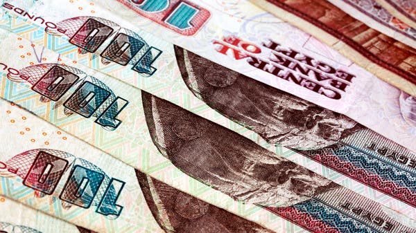 سعر صرف الدولار مقابل الجنيه المصري.. توقعات "صادمة" من بنوك عالمية