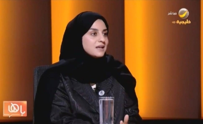 شاهد.. "سعودية" تروي قصة إصابتها بمرض غريب ونادر قبل 28 عاما.. ومفاجأة بعدما قرر أطباء بتر قدمها