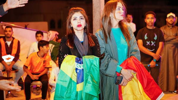 مشجعو كأس العالم في "الأحساء" لهذا السبب