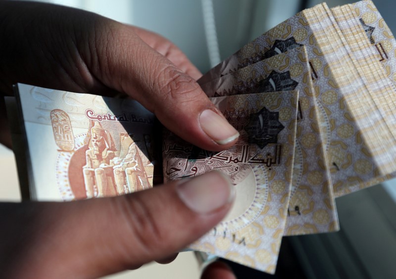 عاجل: الجنيه أقل من قيمته بفعل الشائعات المدمرة.. وتوقعات برفع الفائدة وتعويم ثالث