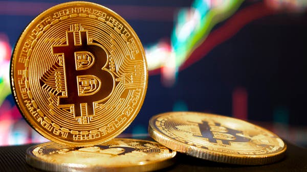 بعد توقعات بتجاوزها 200 ألف دولار في 2022.. كيف تبخرت أحلام بيتكوين؟
