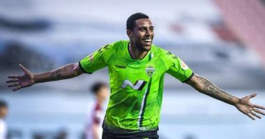 الأهلى يؤخر ملف المهاجم الأجنبى تحسبا لتغير موقف سوزا وتسويق قندوسى