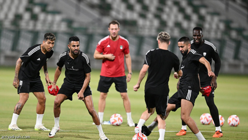الأهلي يغلق التدريبات | صحيفة الرياضية
