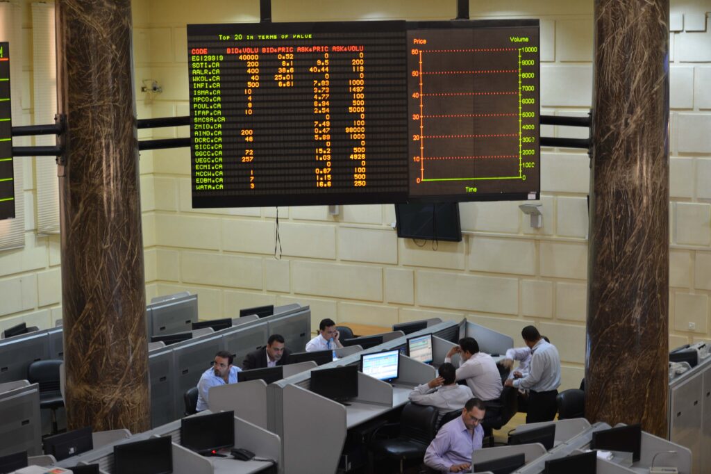 البورصة المصرية تقترب من "أعلى مستوياتها" بسبب التضخم