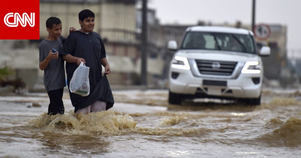 السعودية.. محافظ الأحساء يأمر بالتحقيق في وفاة طفل غرقا داخل تجمع مائي