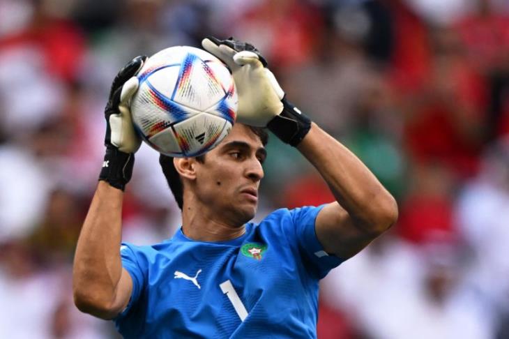 الهلال يصل إلى اتفاق نهائي لضم بونو لمدة 3 مواسم